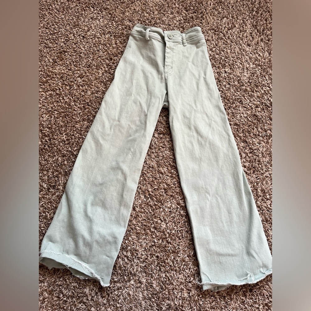 Mio Muse mint green jeans. Size small.
